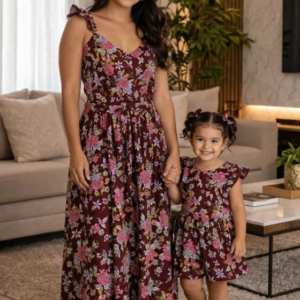 Conjunto de vestidos mãe e filha